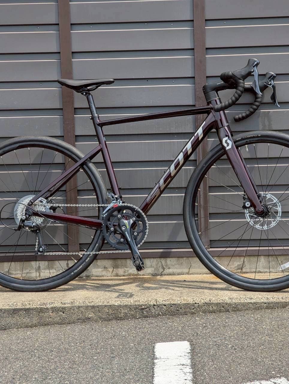 SCOTT SPEEDSTER 30。バーガンディ(ダークレッド)のディスクロード。Sサイズ