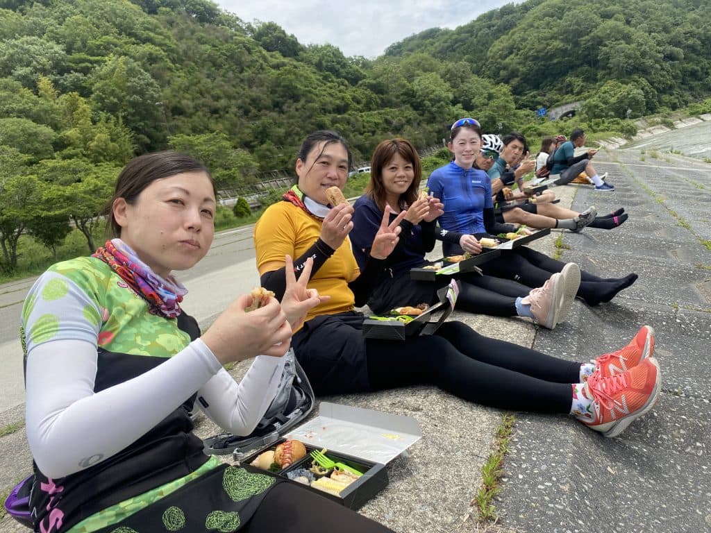 旭川河川敷ランチ13